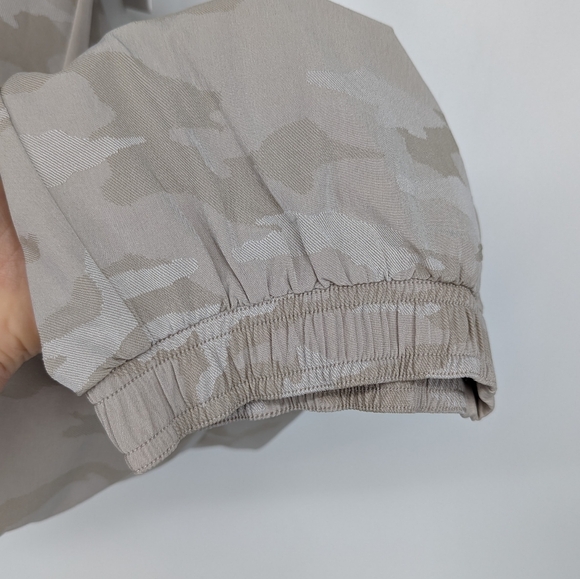 Athleta | NWT Brooklyn Camo Joggers Beige Pants - Picture 7 of 10